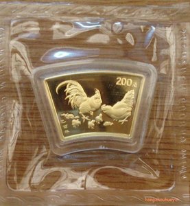 2005 rooster 1/2oz fan gold coin